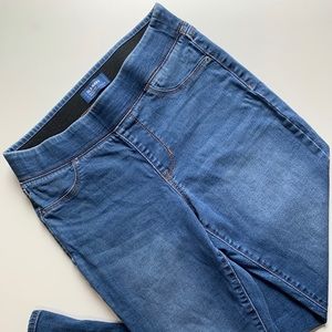 Old Navy Rockstar Mid-Rise Jeans